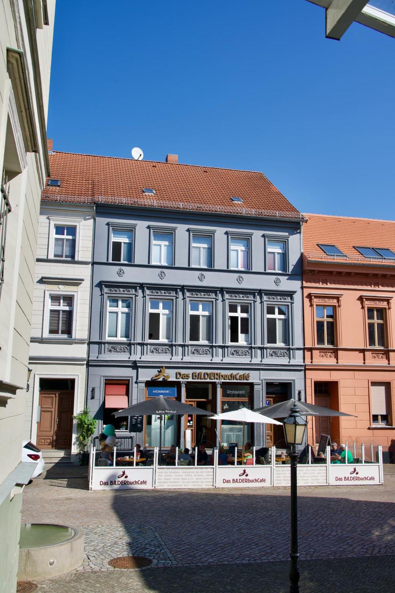 Das Bilderbuchcafe - Ferien - Apartment No 3 - Markt 7 Havelberg Exteriér fotografie
