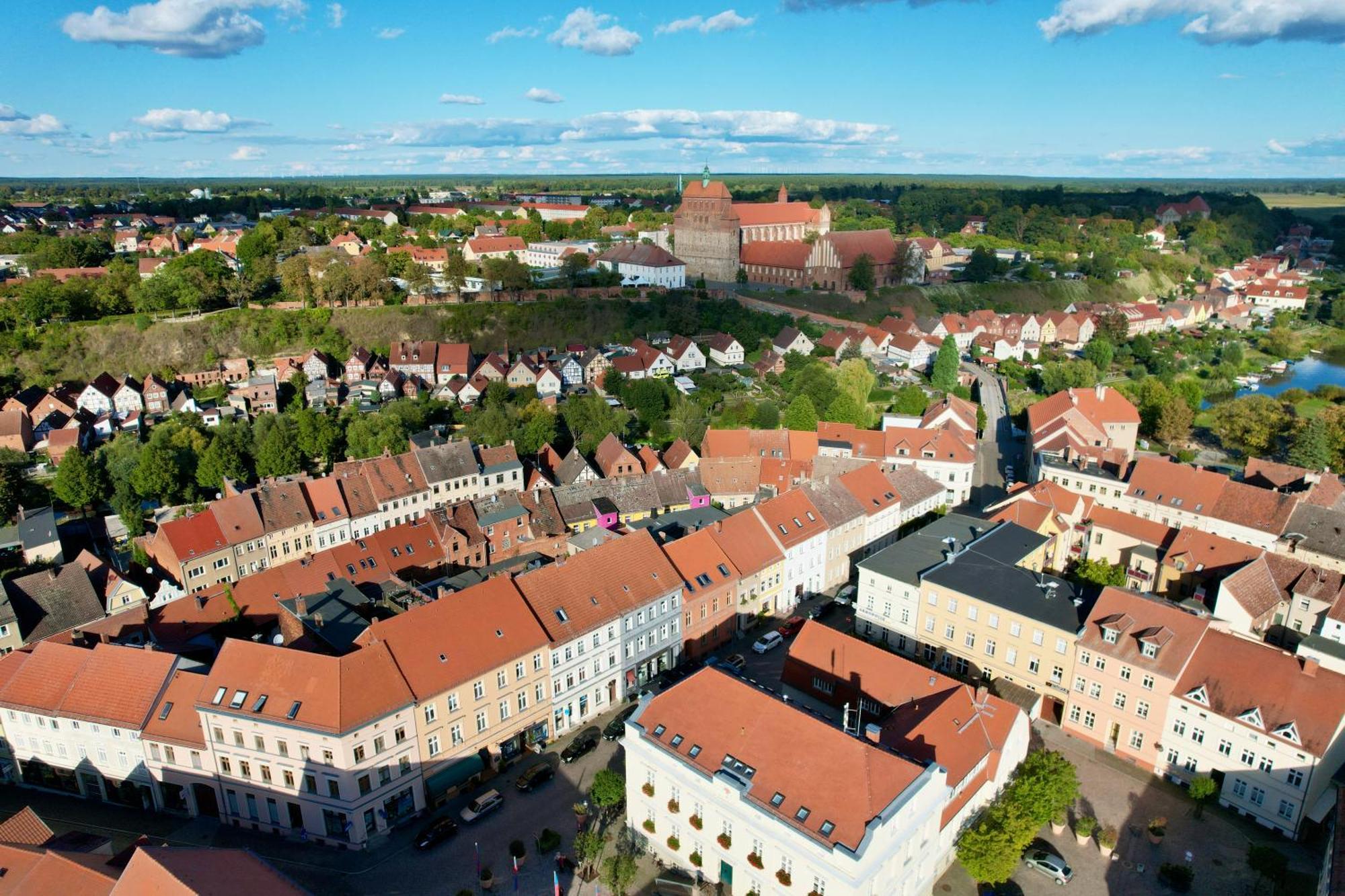 Das Bilderbuchcafe - Ferien - Apartment No 3 - Markt 7 Havelberg Exteriér fotografie